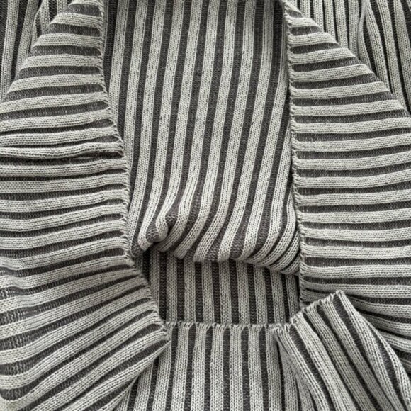 Xtremegear Dark Gray Striped Heavy Knit Long Sweater Size XXL, Plus or Oversized - Picture 6 of 6